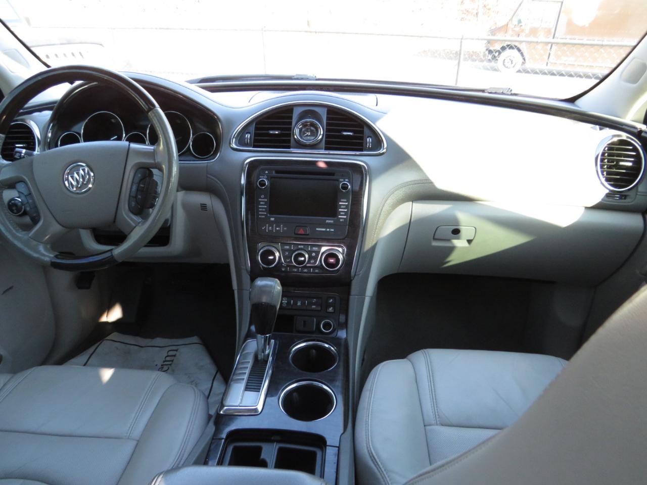 Buick Enclave AWD 4dr Leather 2015