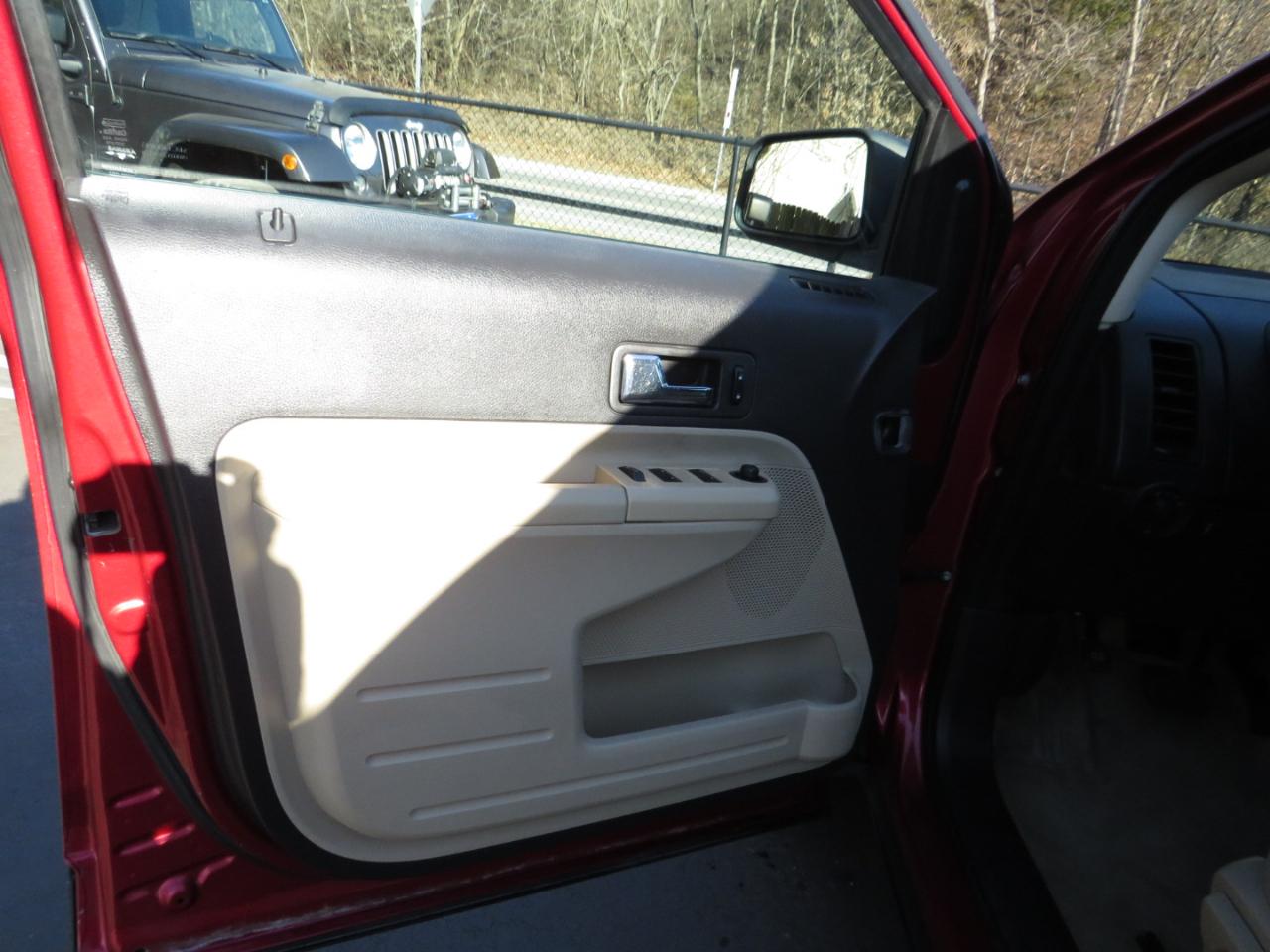 Ford Edge 4dr SE FWD 2008