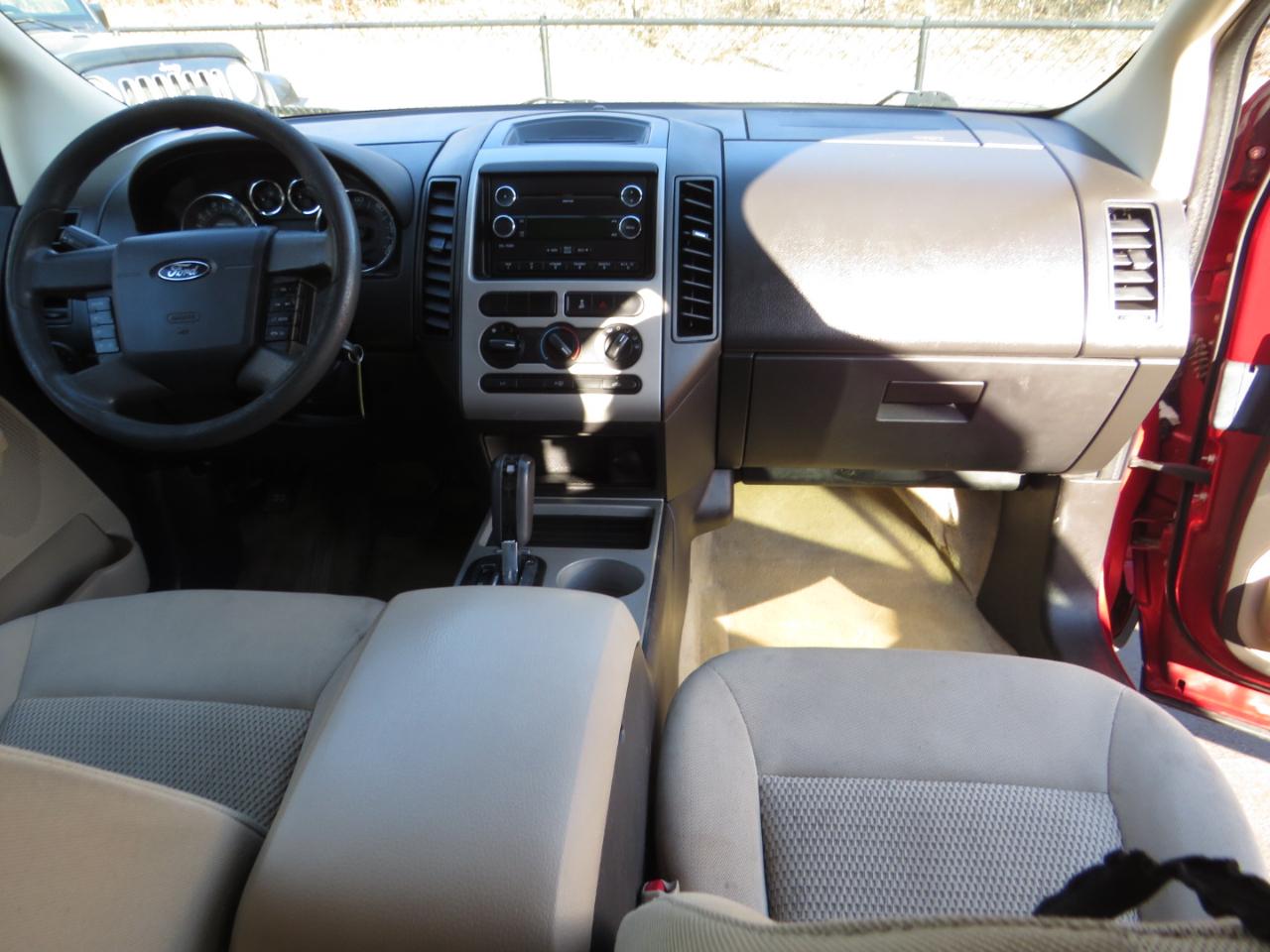 Ford Edge 4dr SE FWD 2008