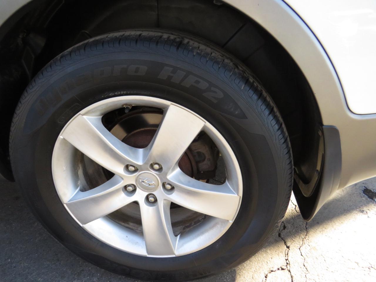 Hyundai Veracruz FWD 4dr Limited 2011