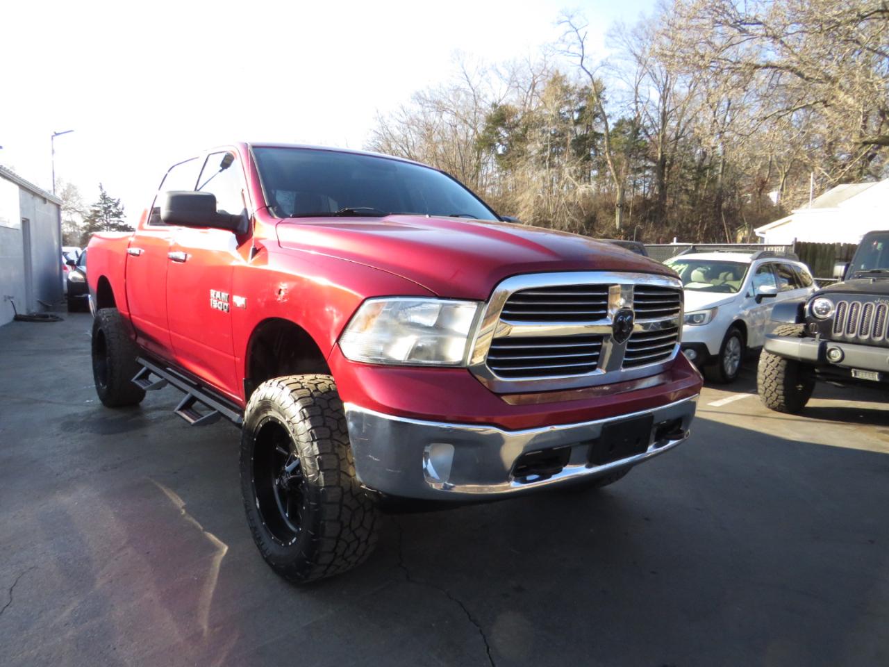 RAM 1500 4WD Crew Cab 140.5" Big Horn 2014