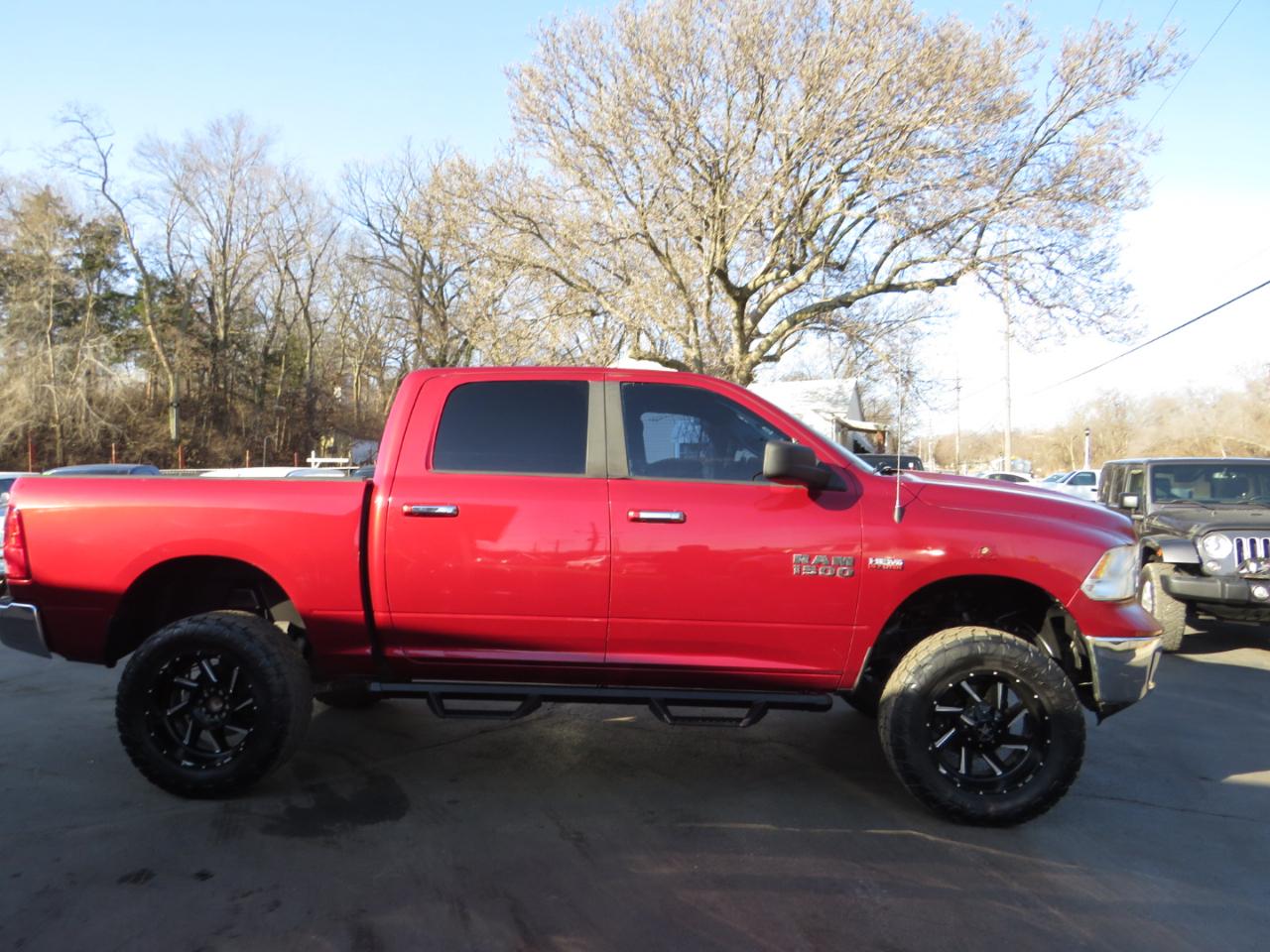 RAM 1500 4WD Crew Cab 140.5" Big Horn 2014