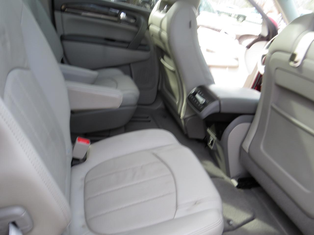 Buick Enclave FWD 4dr Premium 2015