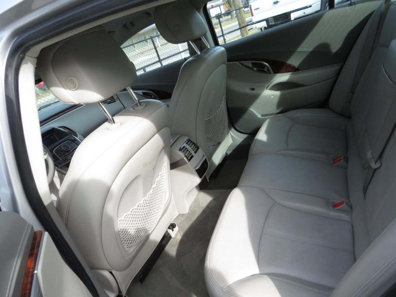 Buick LaCrosse 4dr Sdn CXL 3.0L FWD 2010