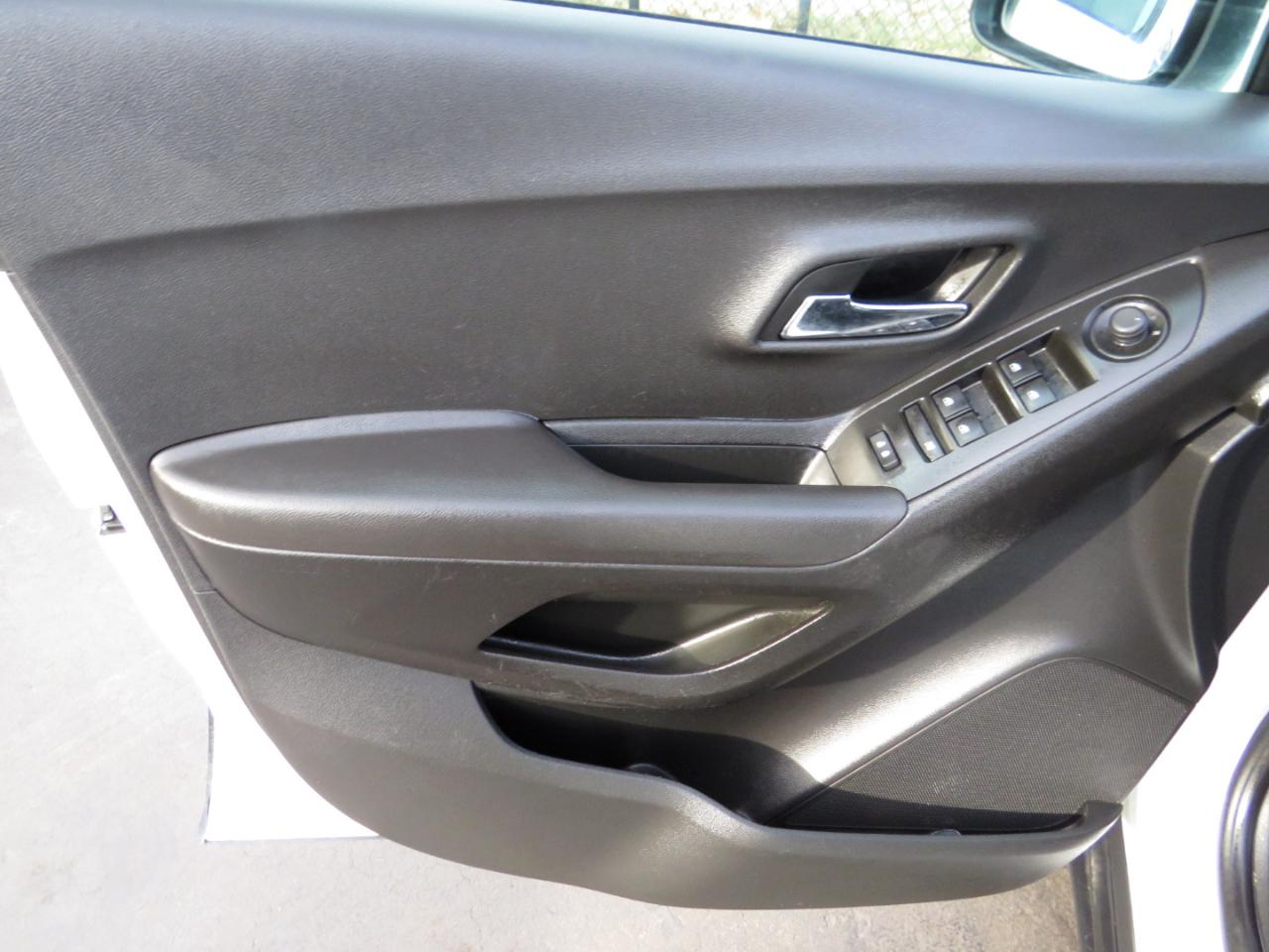 Chevrolet Trax FWD 4dr LT 2020