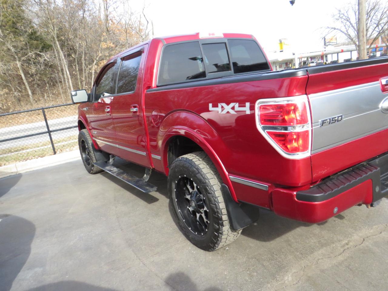 Ford F-150 4WD SuperCrew 145" Platinum 2012