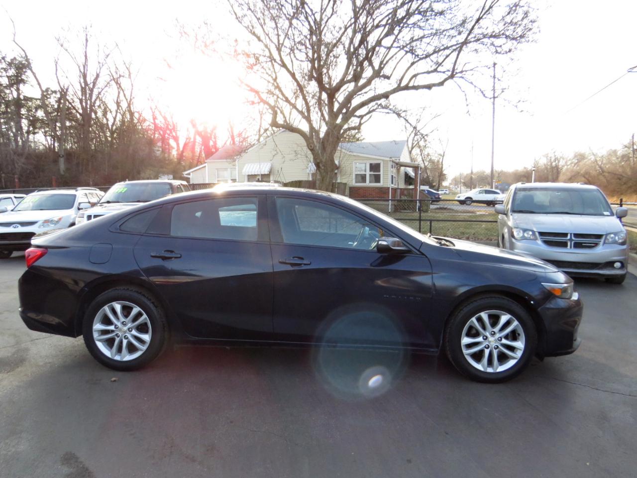 Chevrolet Malibu 4dr Sdn LS w/1LS 2017