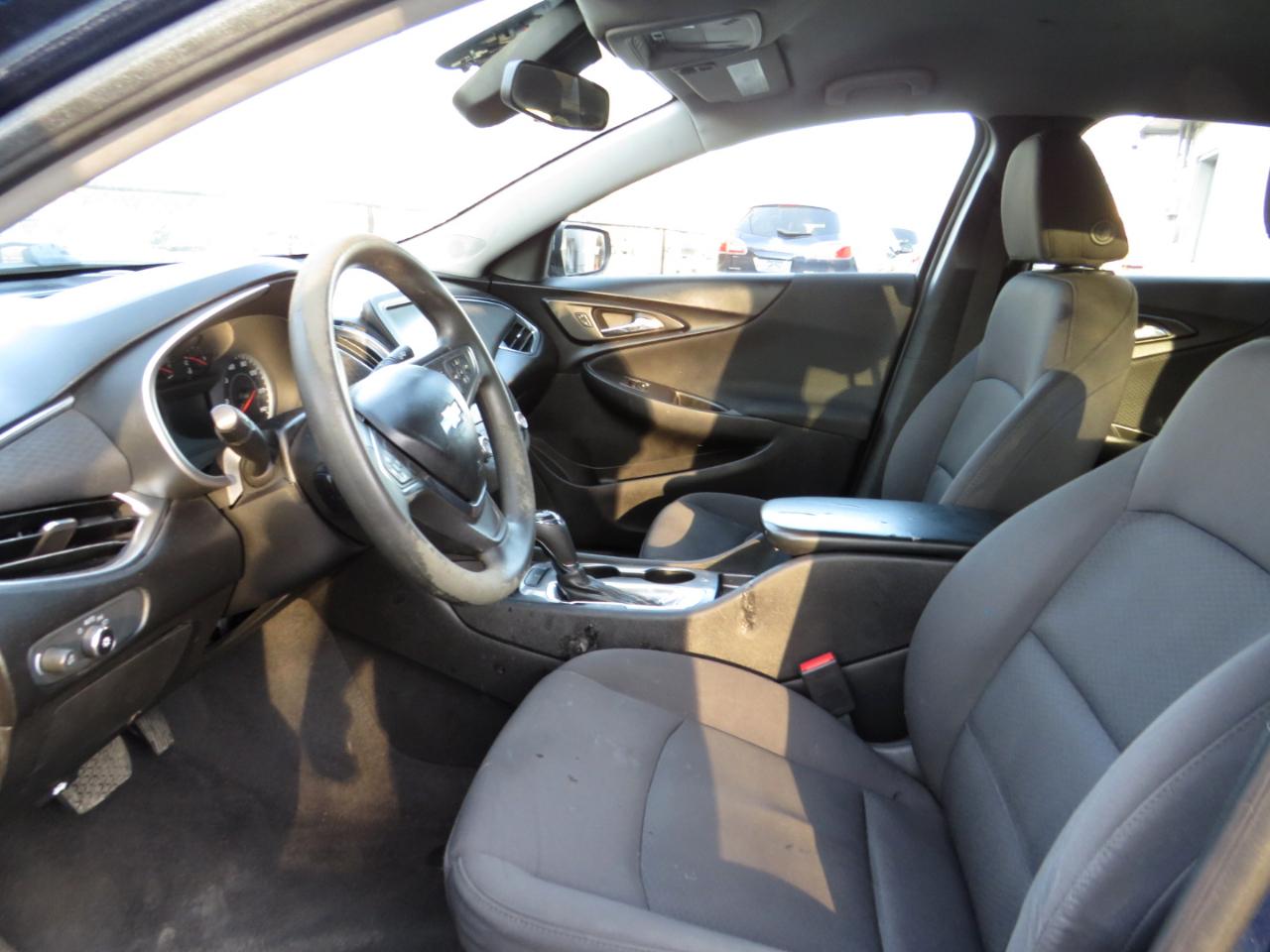 Chevrolet Malibu 4dr Sdn LS w/1LS 2017