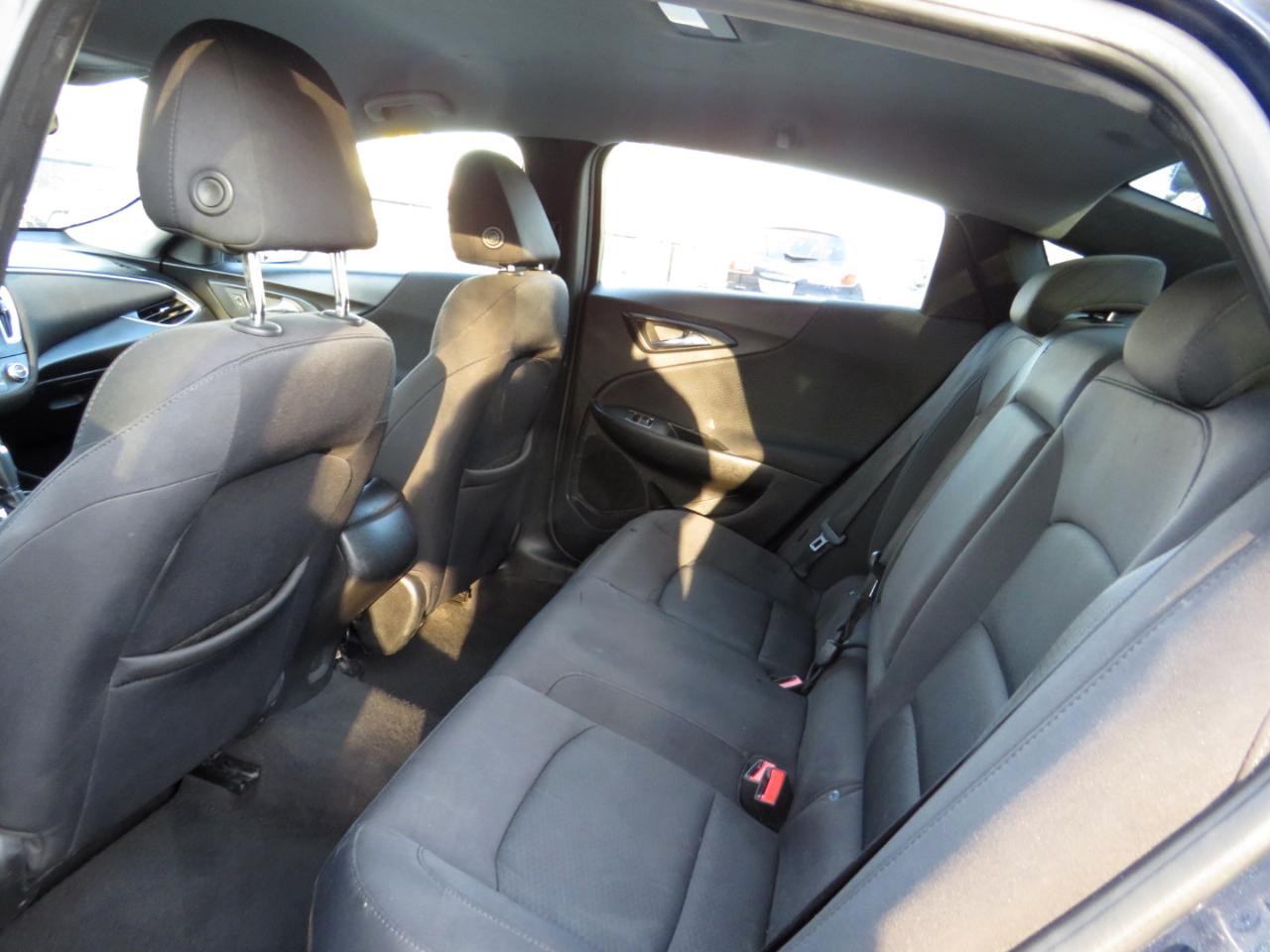 Chevrolet Malibu 4dr Sdn LS w/1LS 2017