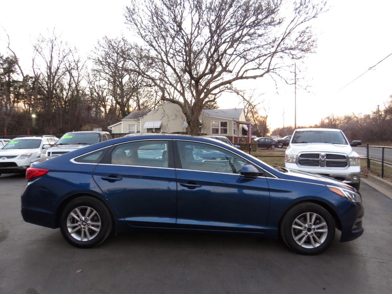 Hyundai Sonata 4dr Sdn 2.4L SE PZEV 2015