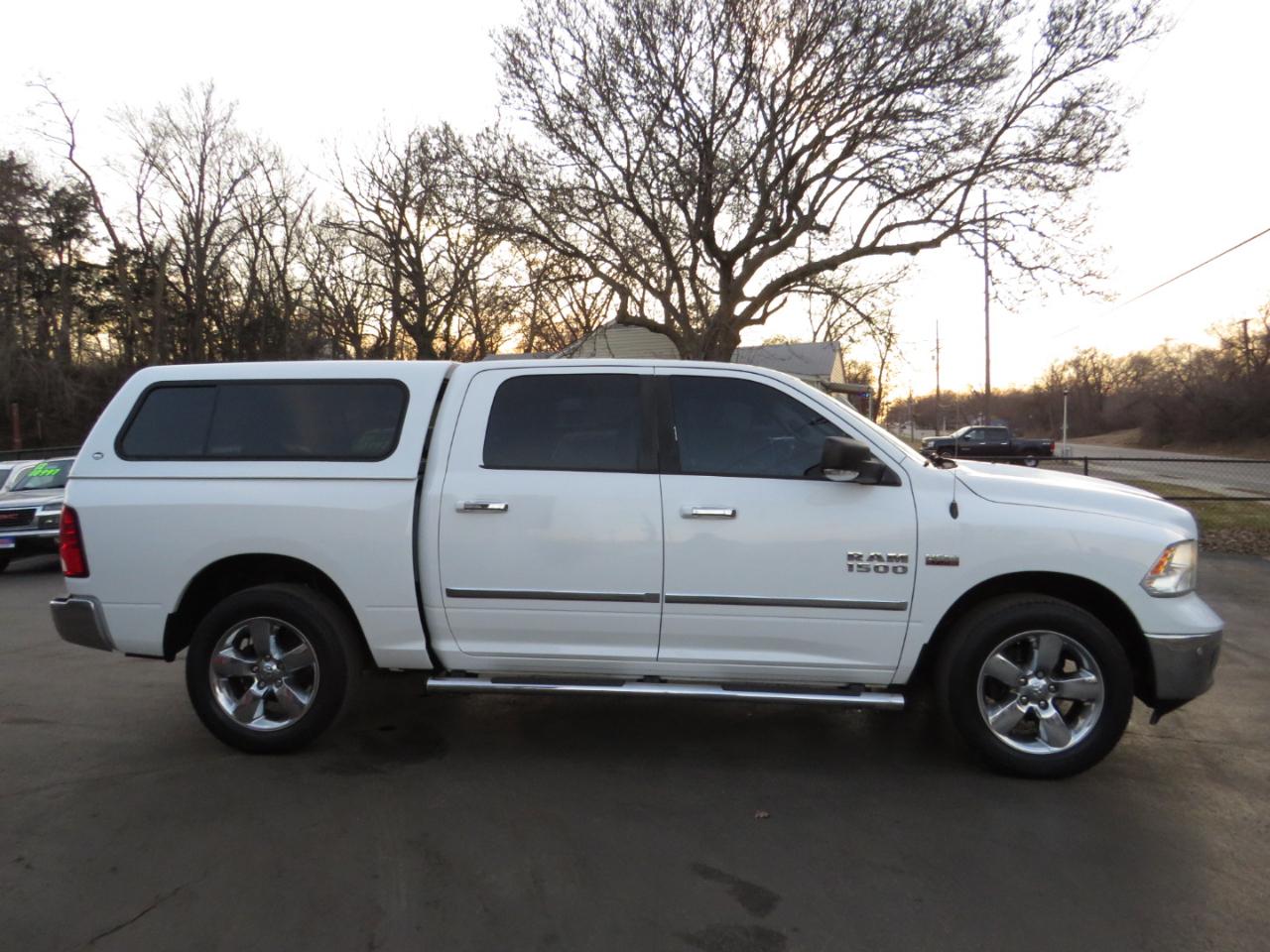 RAM 1500 4WD Crew Cab 140.5" Big Horn 2016