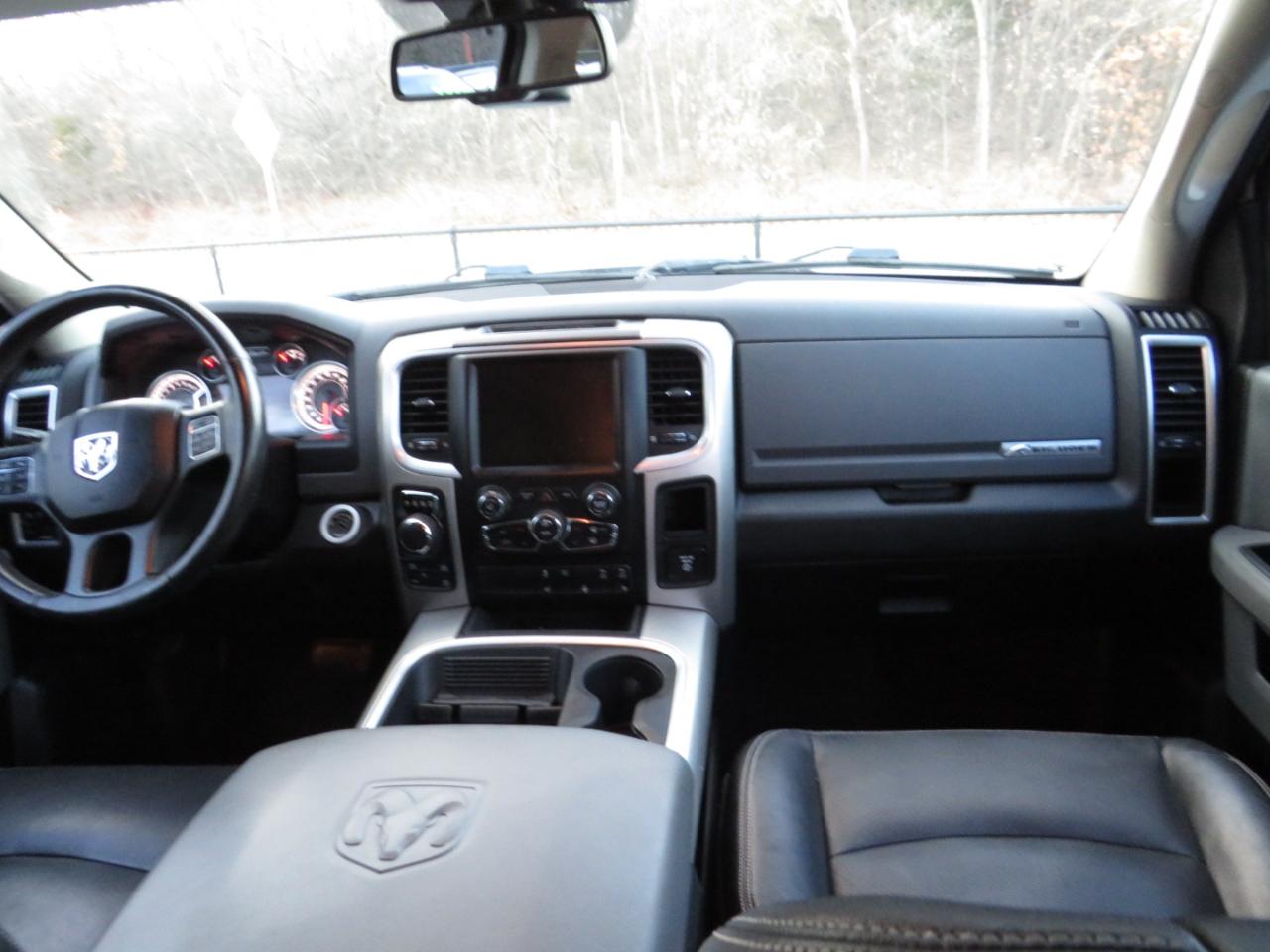 RAM 1500 4WD Crew Cab 140.5" Big Horn 2016