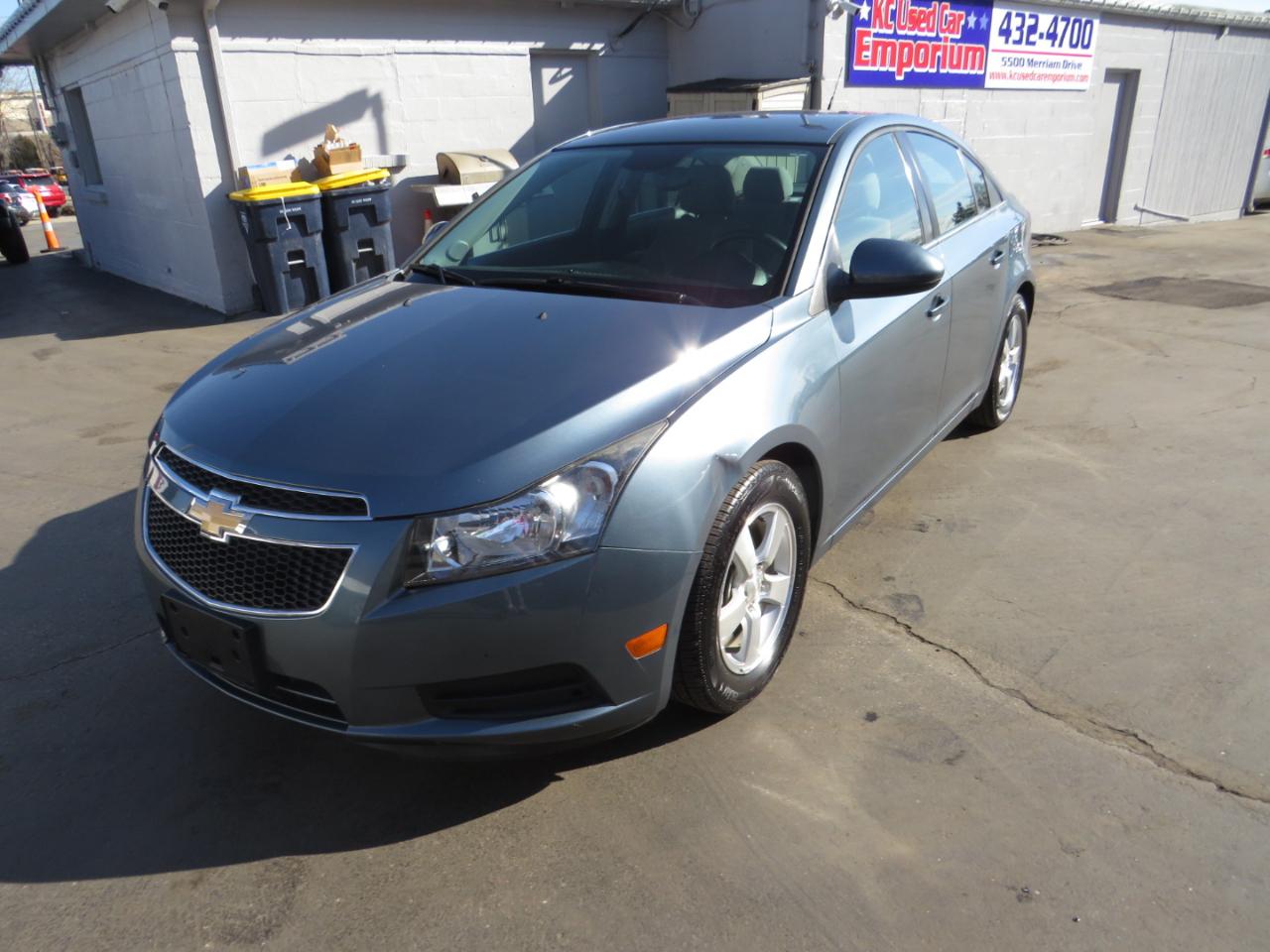 Chevrolet Cruze 4dr Sdn LT w/1LT 2012