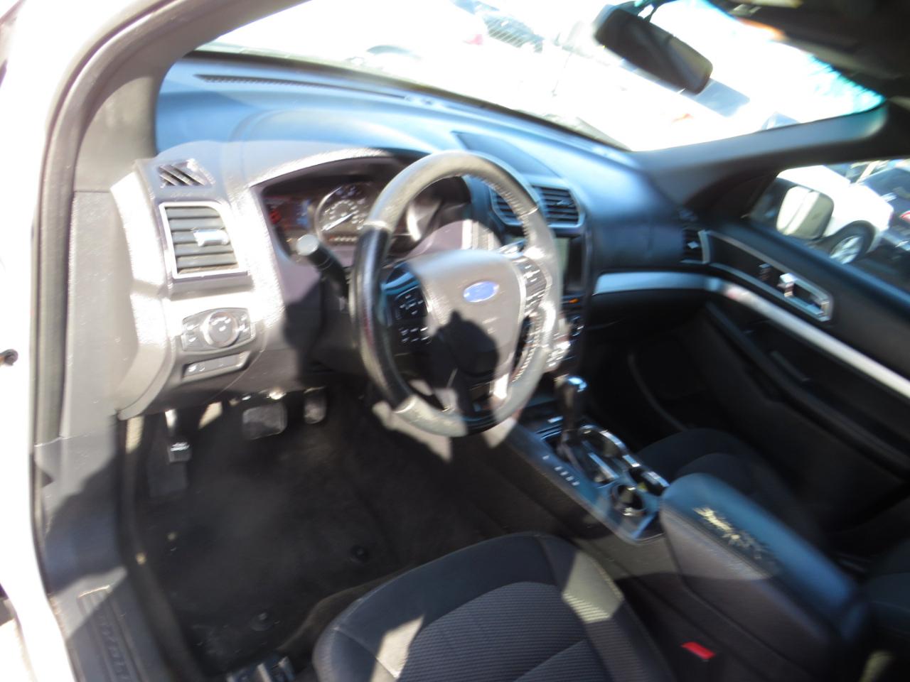 Ford Explorer FWD 4dr XLT 2016