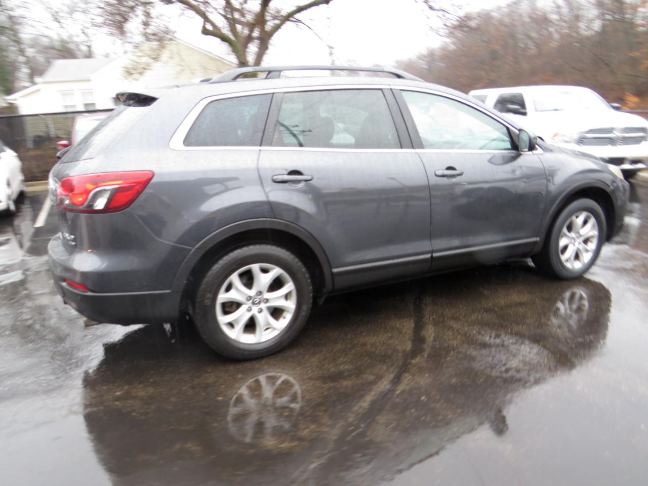 Mazda CX-9 AWD 4dr Touring 2013