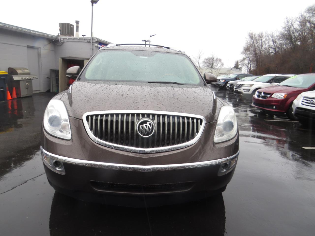 Buick Enclave FWD 4dr Leather 2012