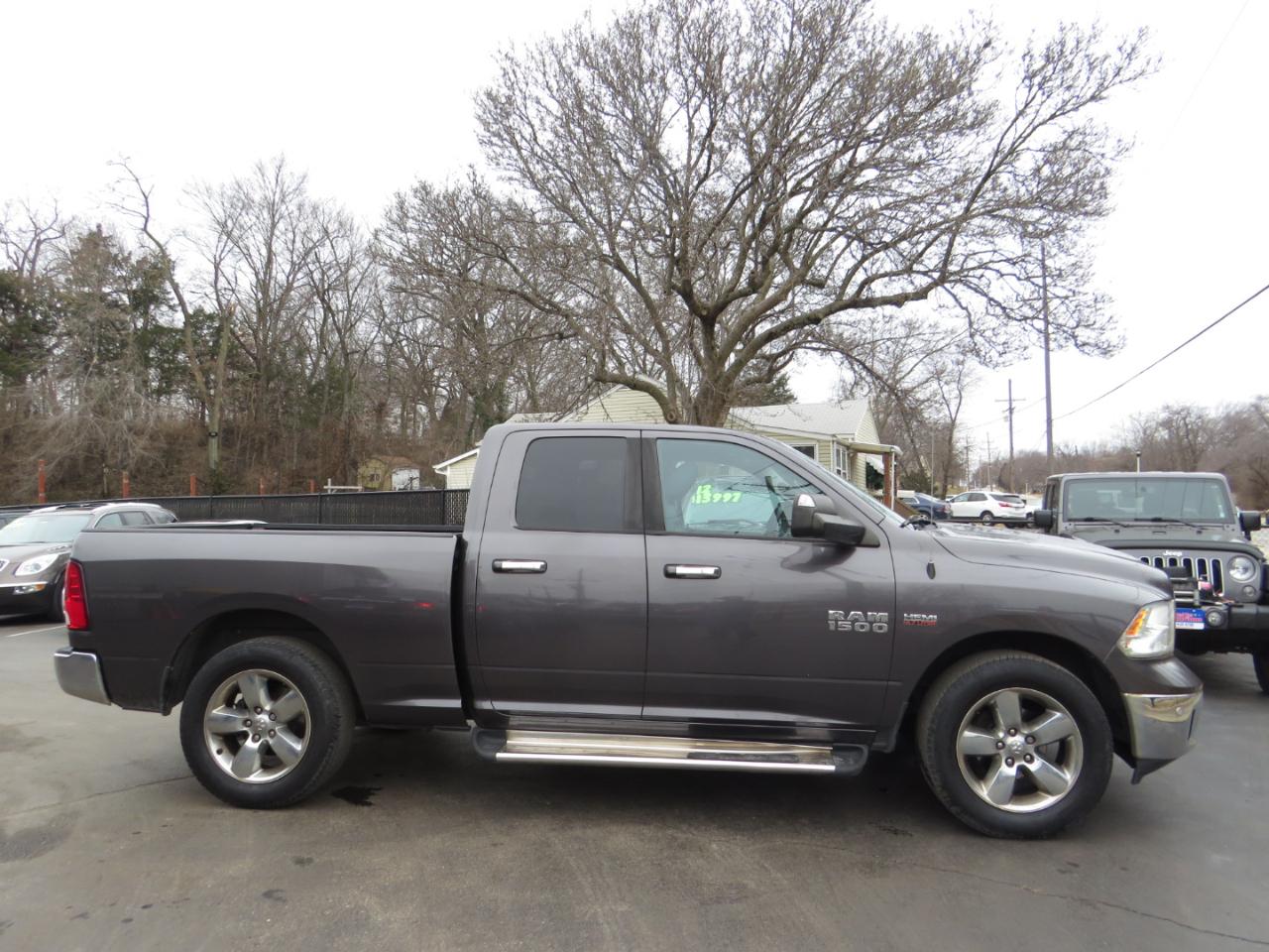 RAM 1500 2WD Quad Cab 140.5" Big Horn 2015