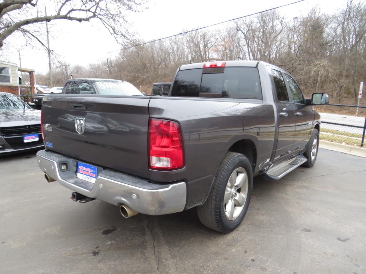 RAM 1500 2WD Quad Cab 140.5" Big Horn 2015