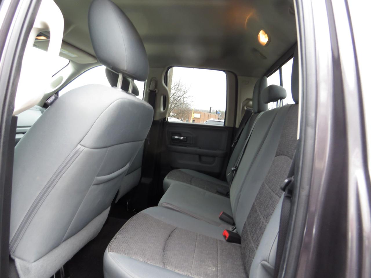 RAM 1500 2WD Quad Cab 140.5" Big Horn 2015