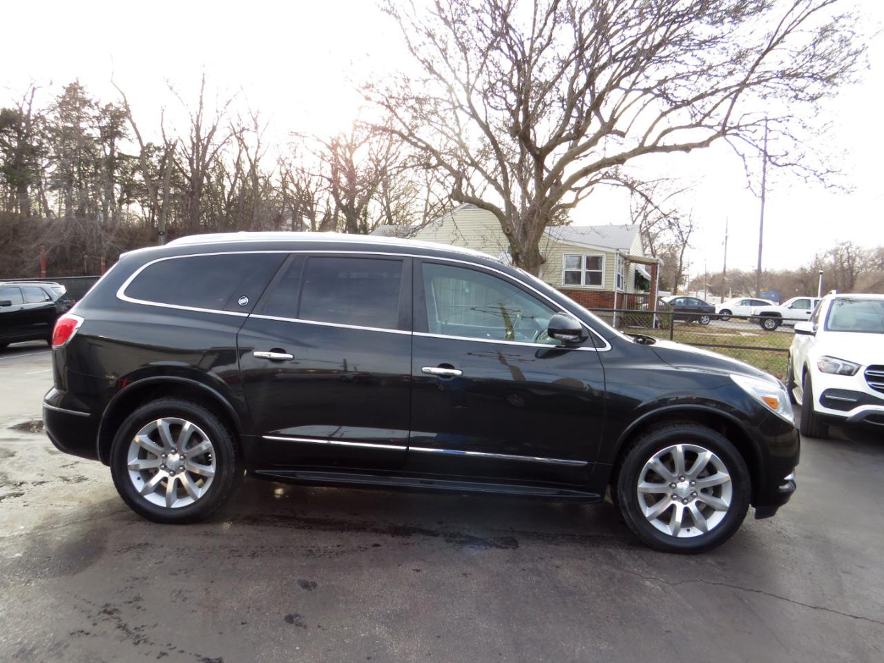 Buick Enclave FWD 4dr Leather 2014