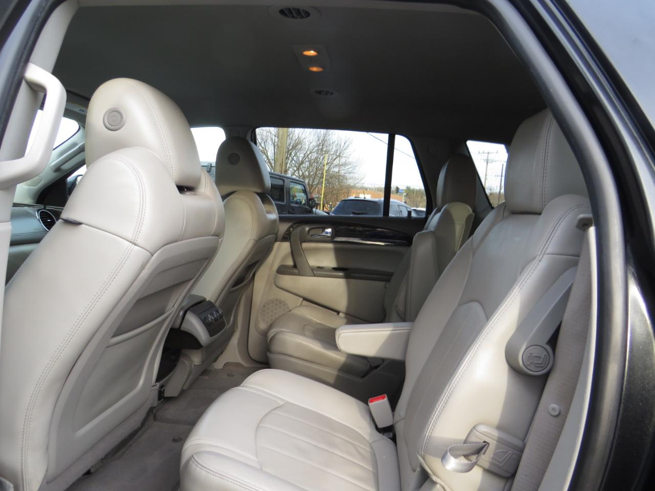 Buick Enclave FWD 4dr Leather 2014
