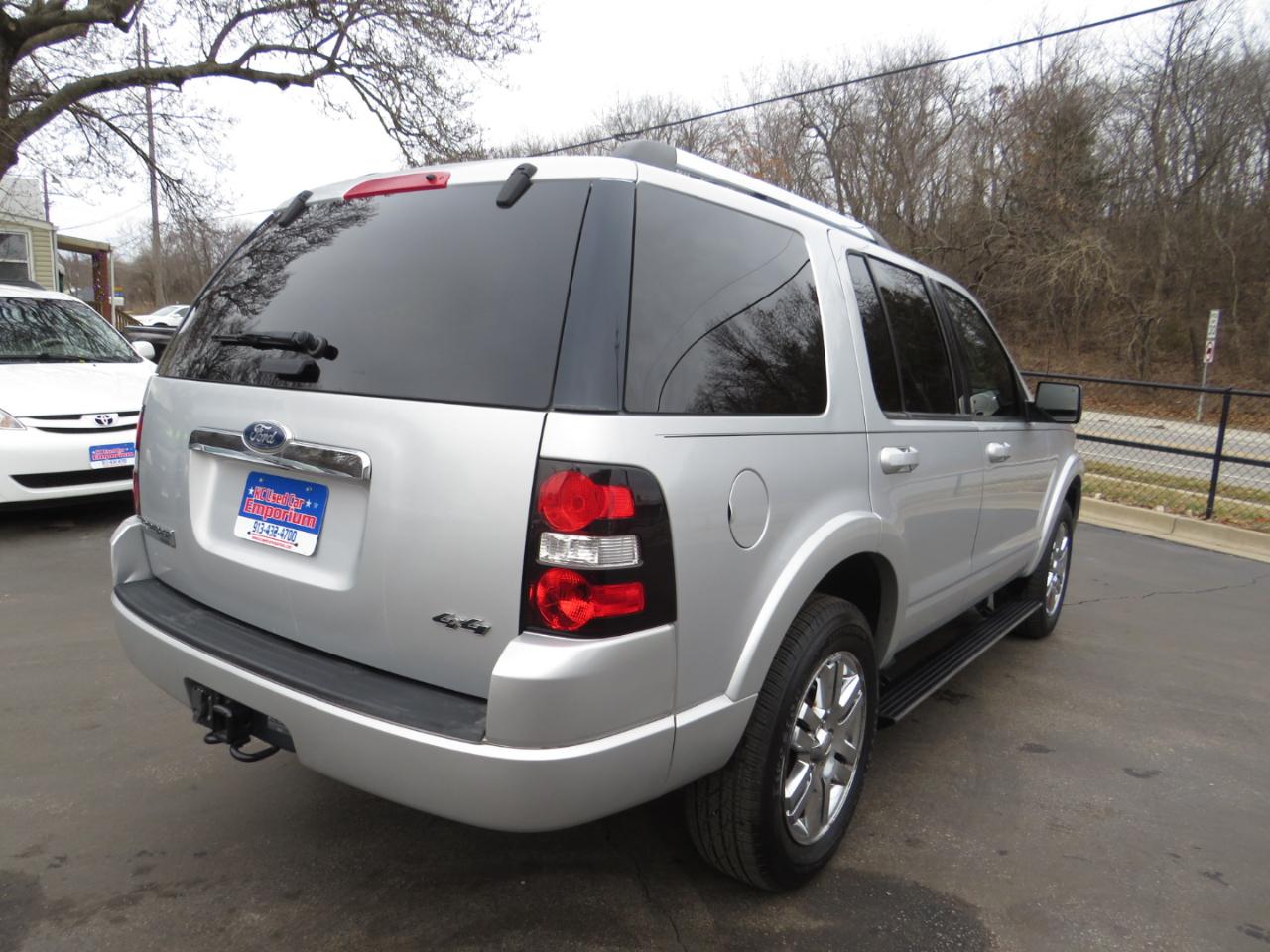 Ford Explorer 4WD 4dr Limited 2010