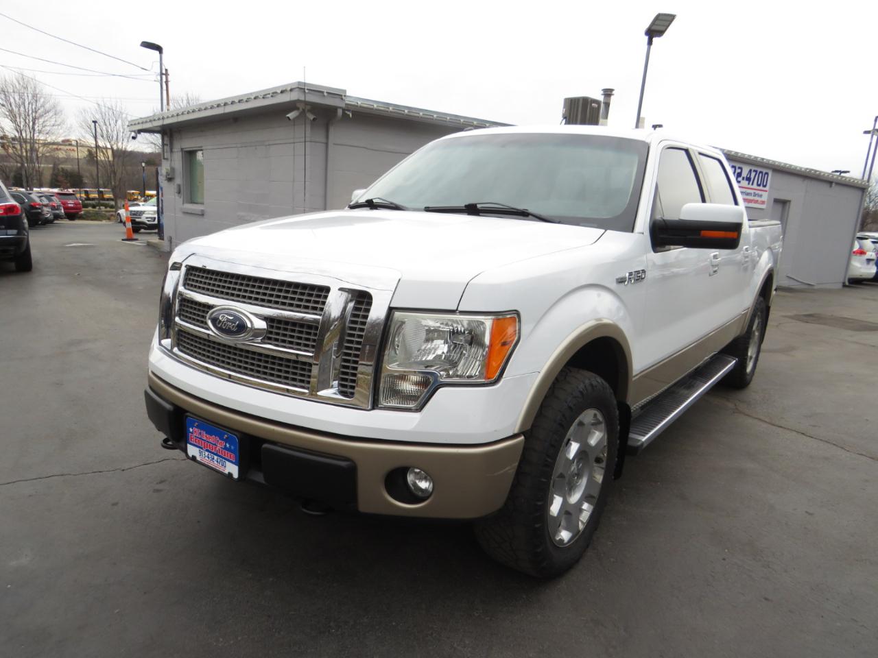 Ford F-150 4WD SuperCrew 145" Platinum 2011