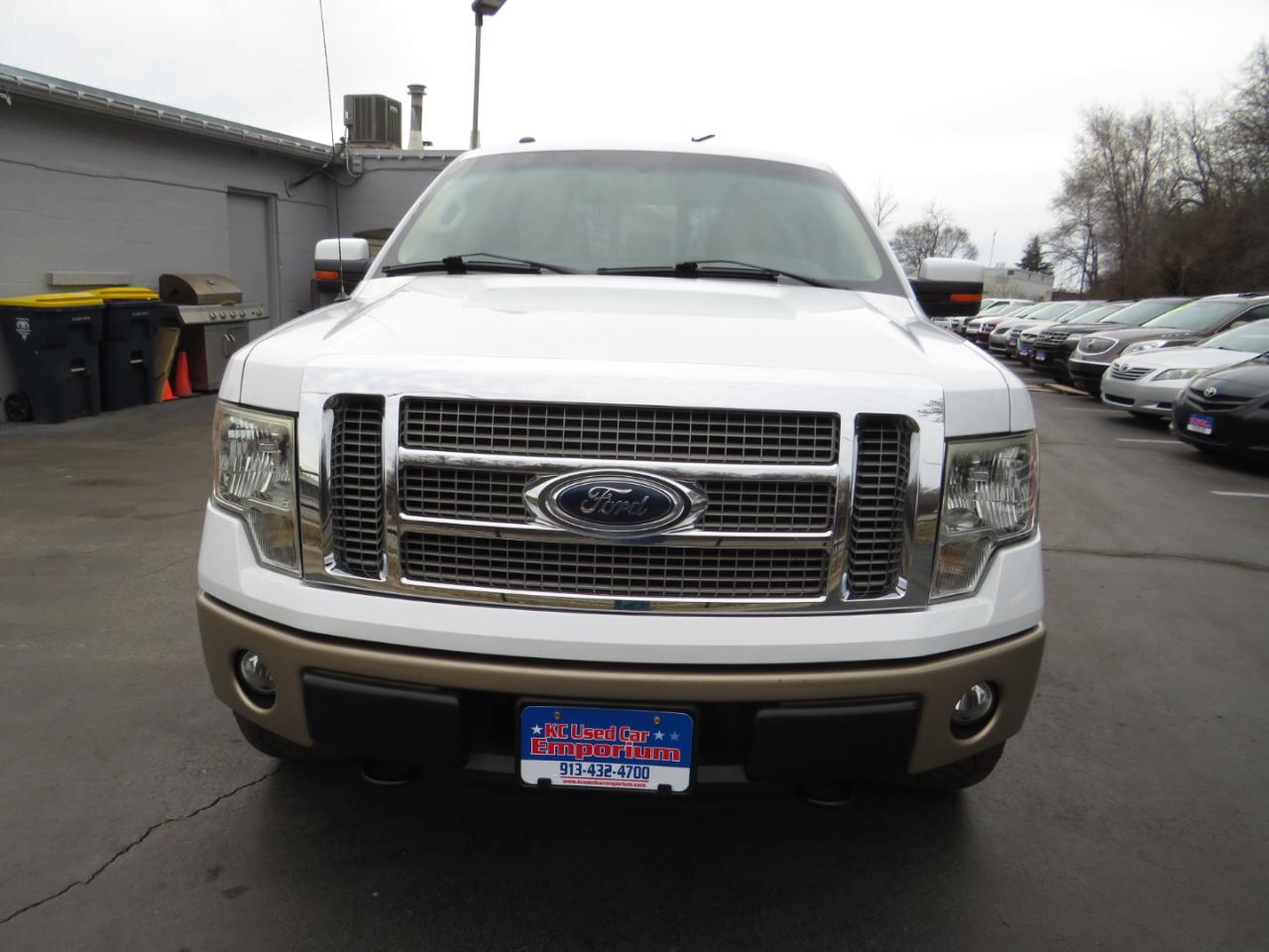 Ford F-150 4WD SuperCrew 145" Platinum 2011