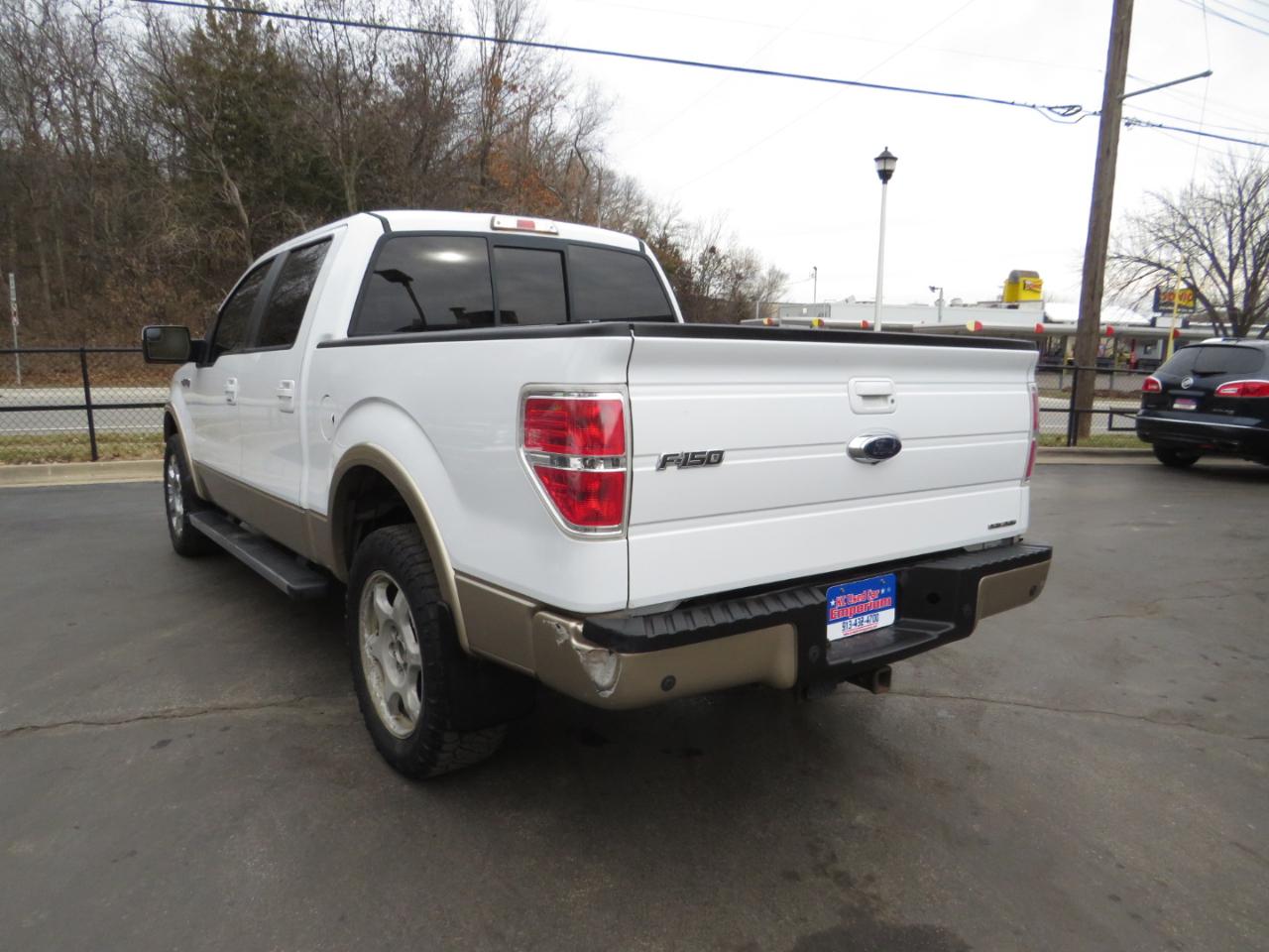 Ford F-150 4WD SuperCrew 145" Platinum 2011