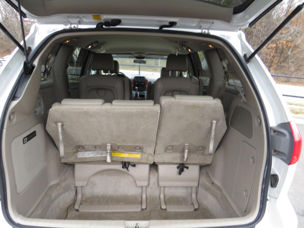 Toyota Sienna 5dr 7-Pass Van XLE Ltd AWD (Natl) 2007