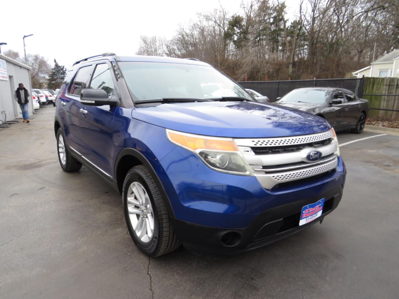Ford Explorer FWD 4dr XLT 2014