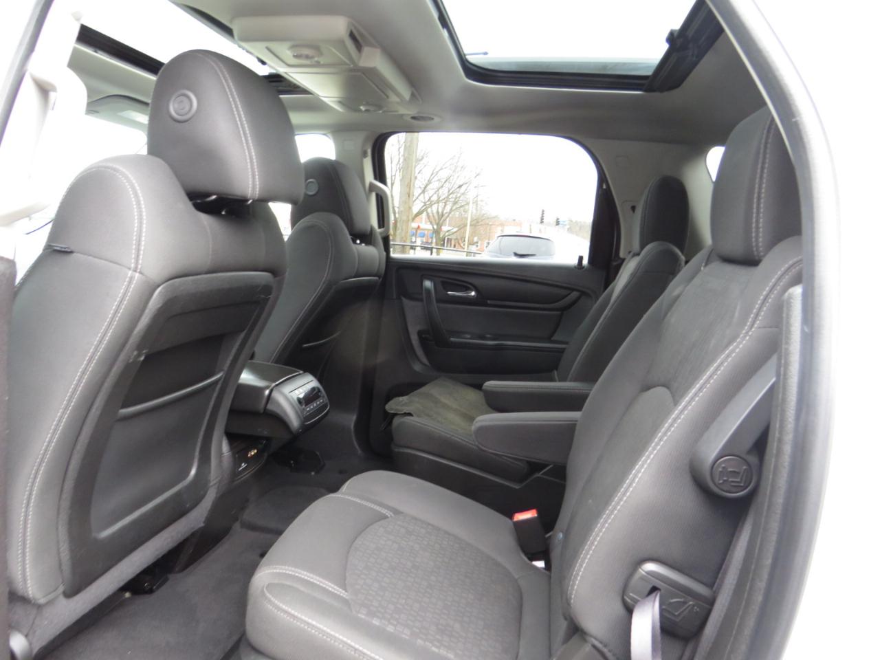 GMC Acadia FWD 4dr SLE w/SLE-2 2013