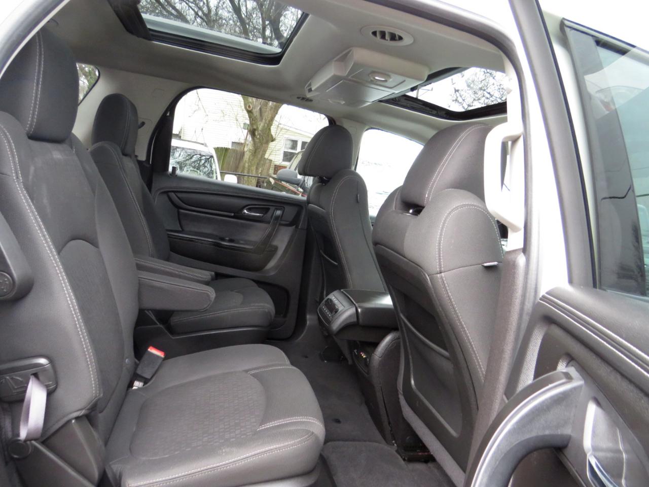 GMC Acadia FWD 4dr SLE w/SLE-2 2013