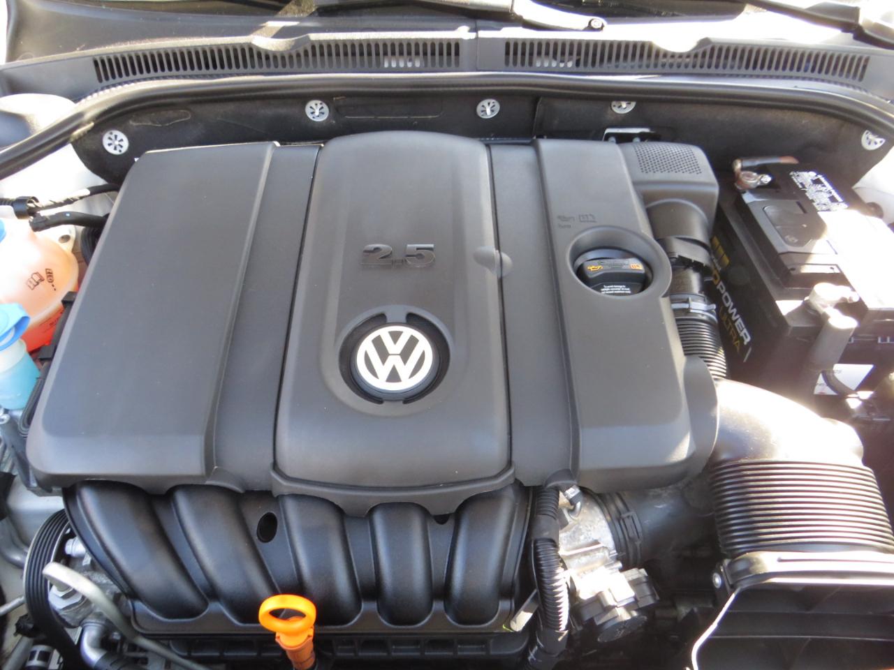 Volkswagen Jetta Sedan 4dr Auto SEL 2013