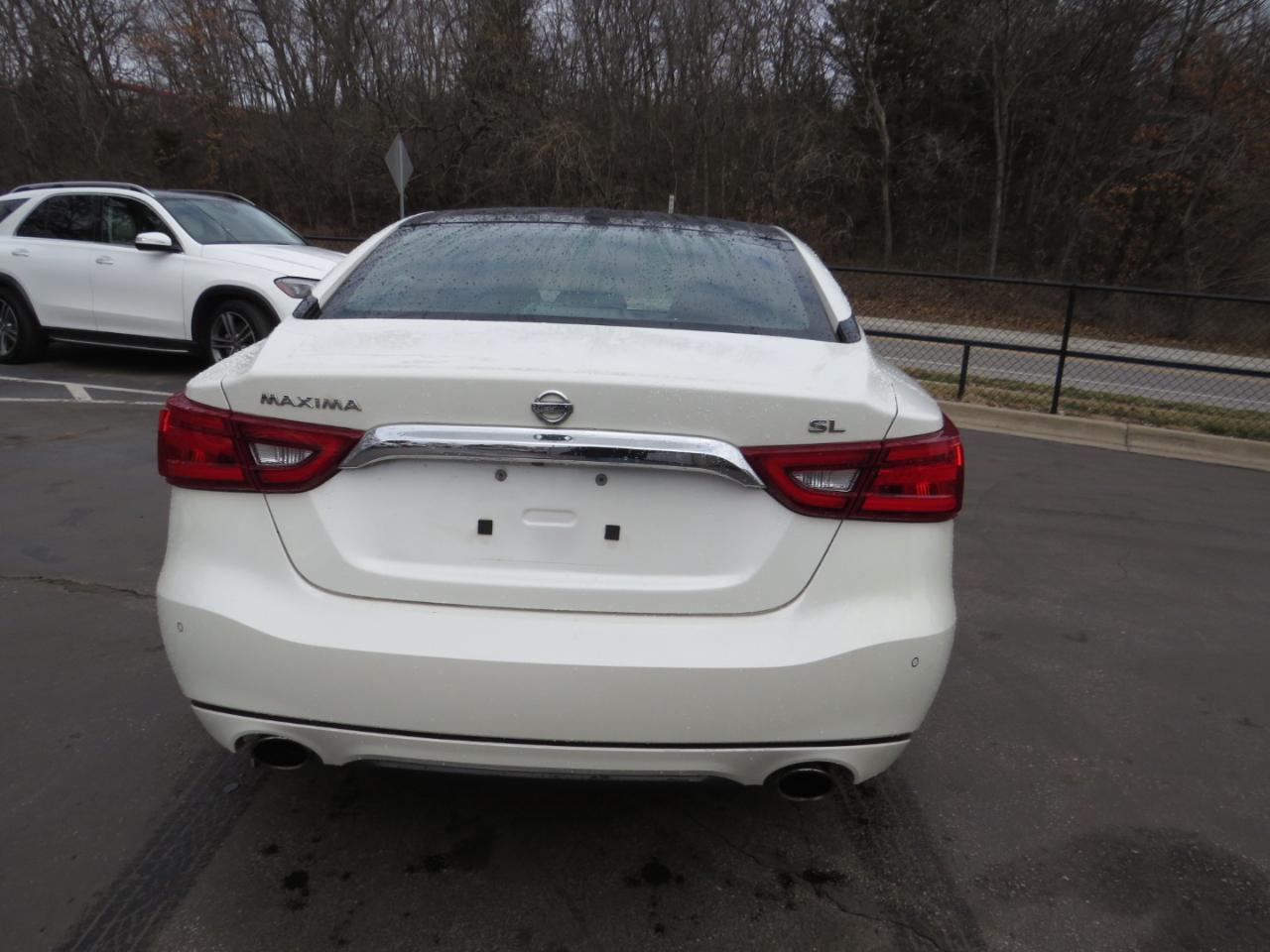 Nissan Maxima SL 3.5L 2017