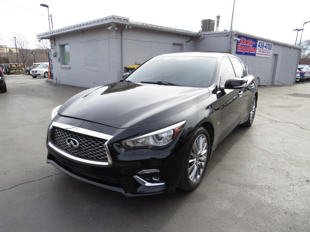 Infiniti Q50 3.0t LUXE AWD 2019