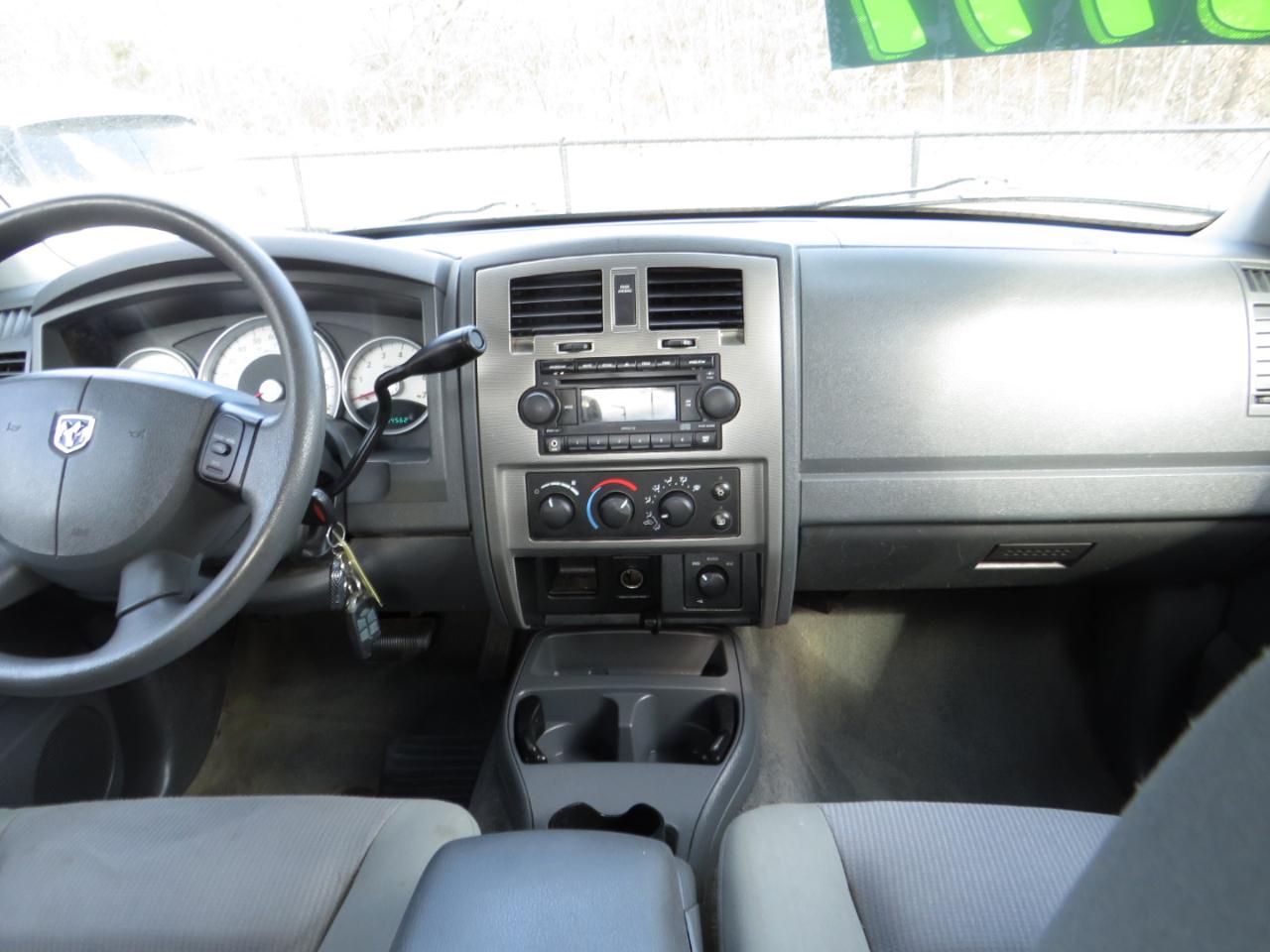 Dodge Dakota 4dr Quad Cab 131 4WD SLT 2006