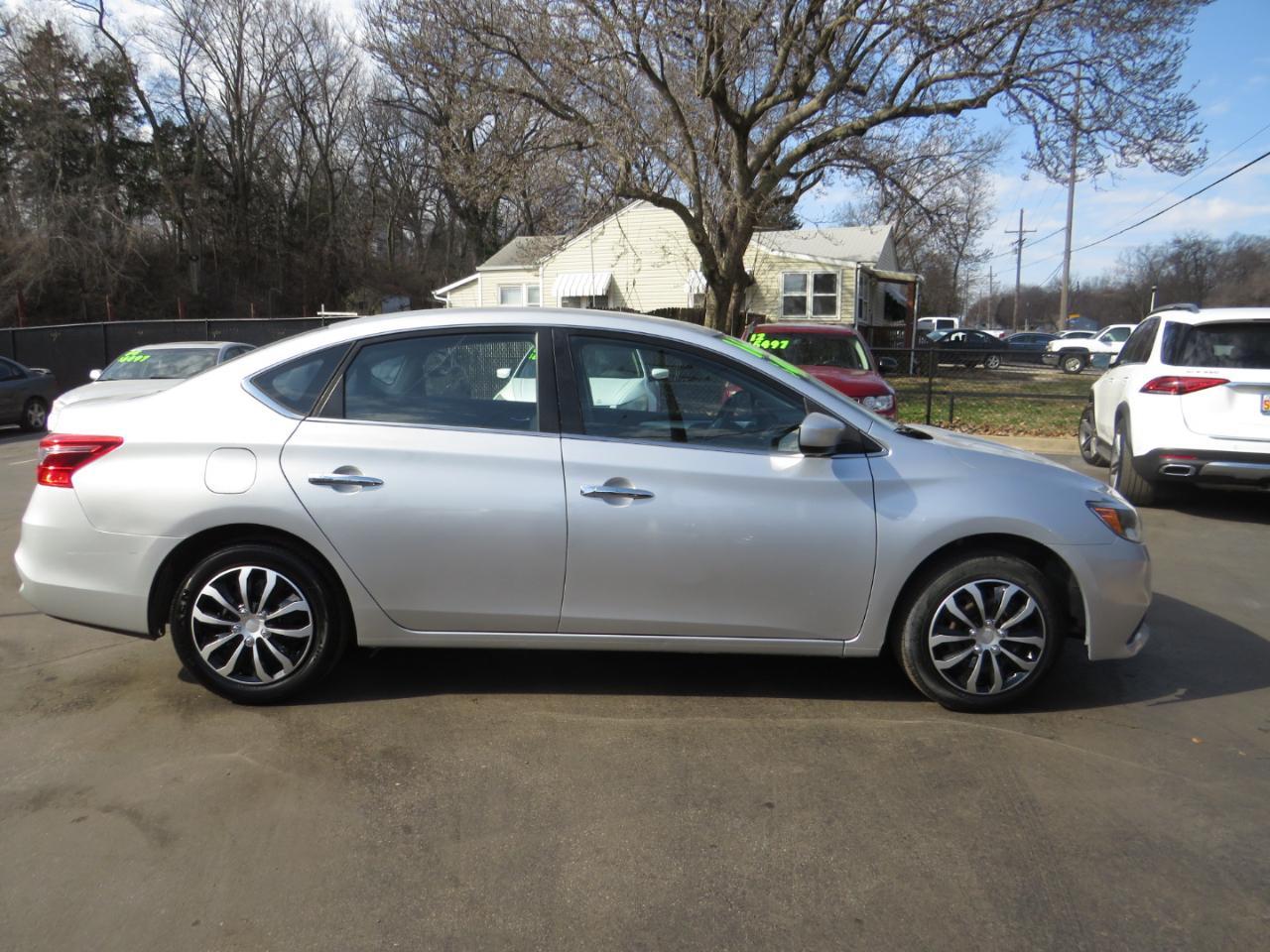 Nissan Sentra 4dr Sdn I4 CVT FE+ S 2016