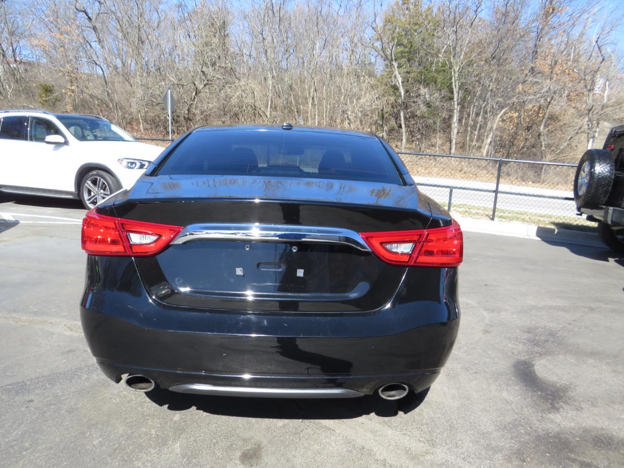 Nissan Maxima 4dr Sdn 3.5 S 2016