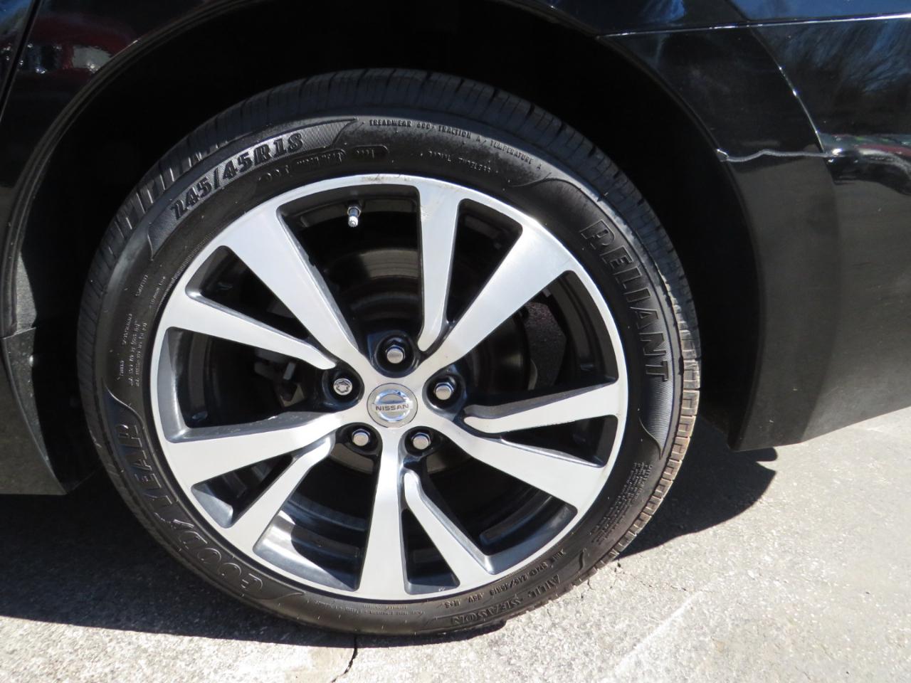 Nissan Maxima 4dr Sdn 3.5 S 2016