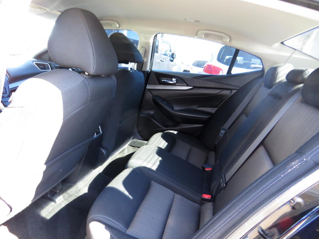 Nissan Maxima 4dr Sdn 3.5 S 2016