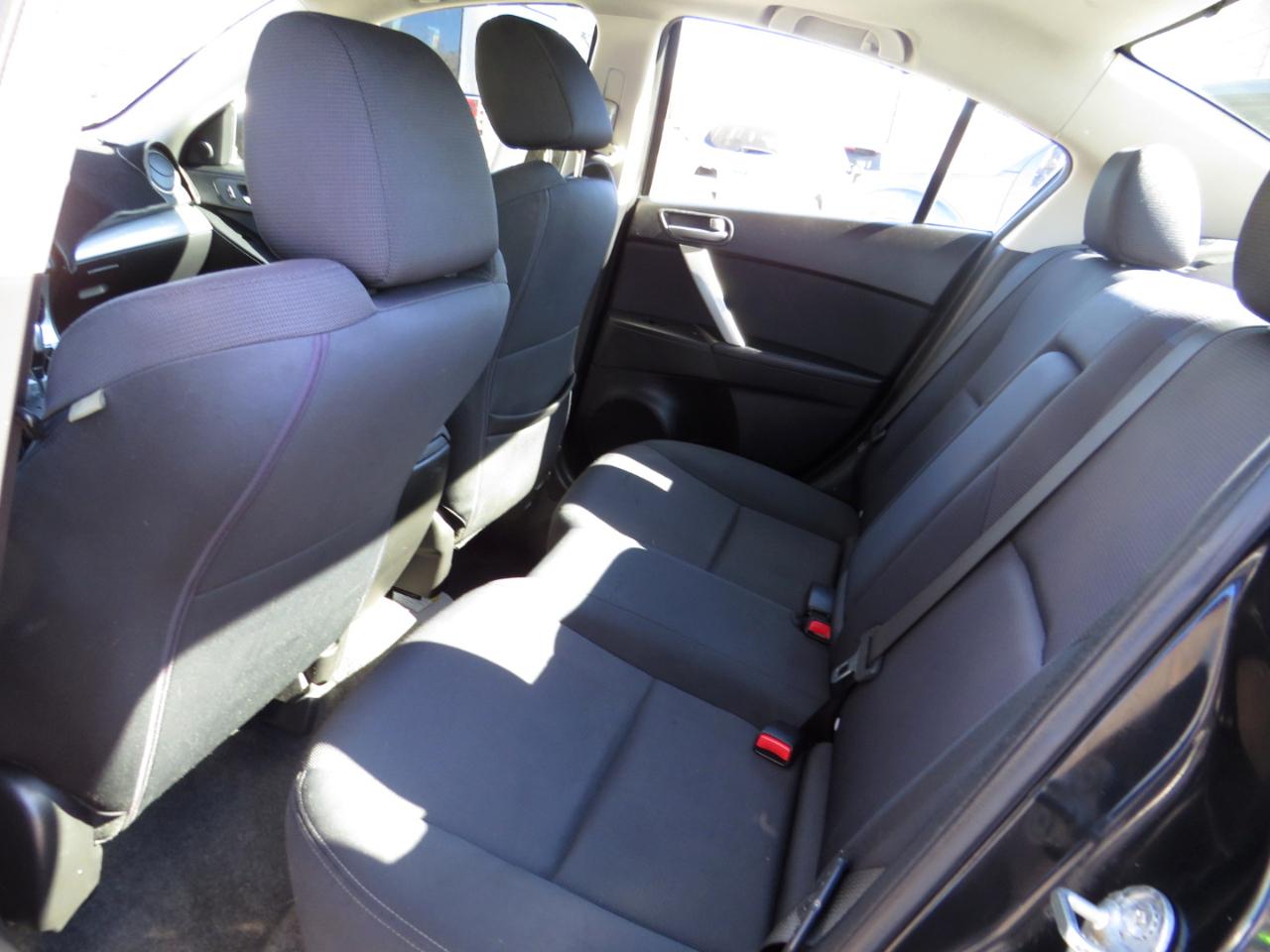 Mazda MAZDA3 4dr Sdn Auto s Sport 2010