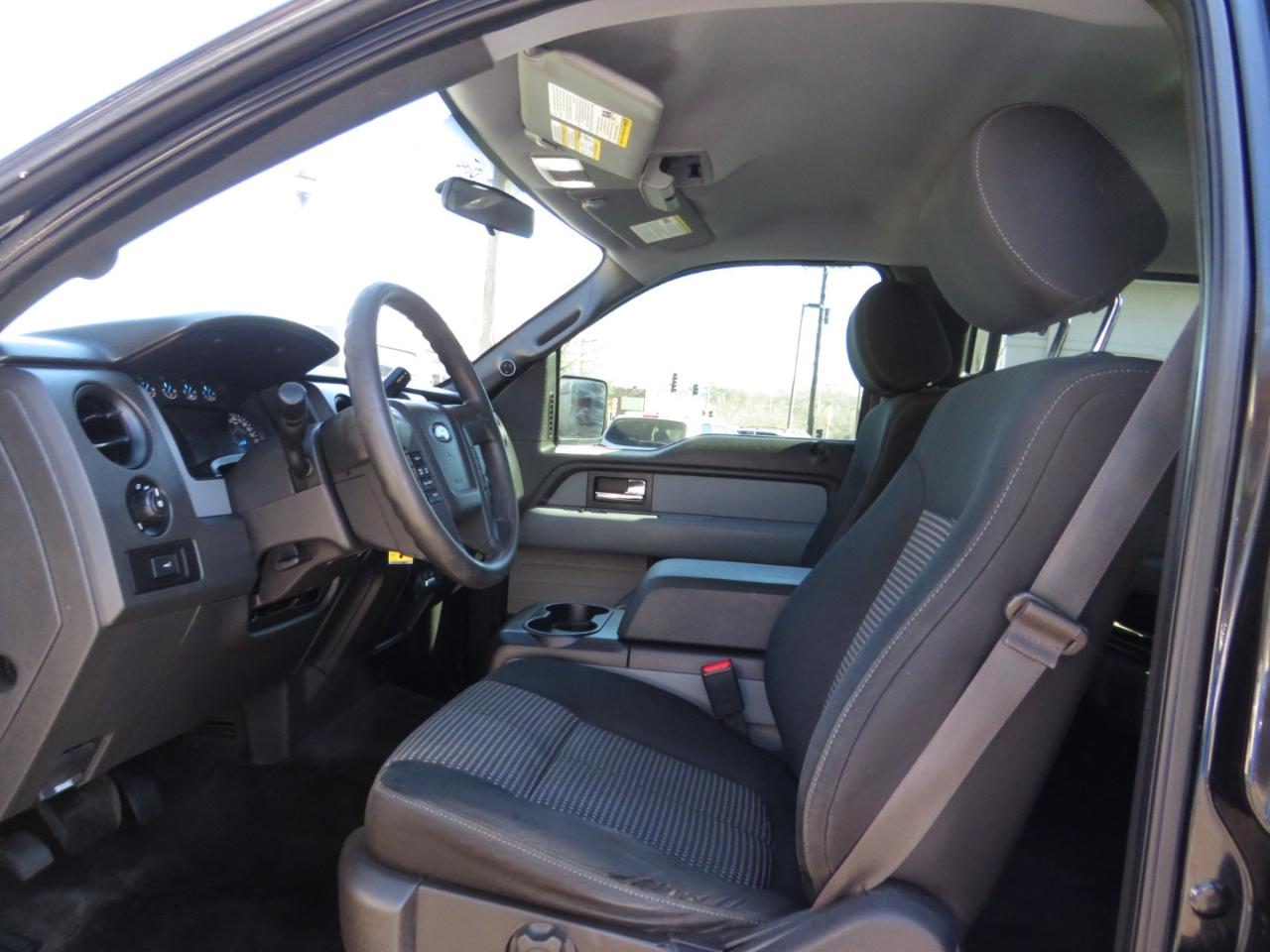 Ford F-150 4WD SuperCrew 145" Platinum 2014