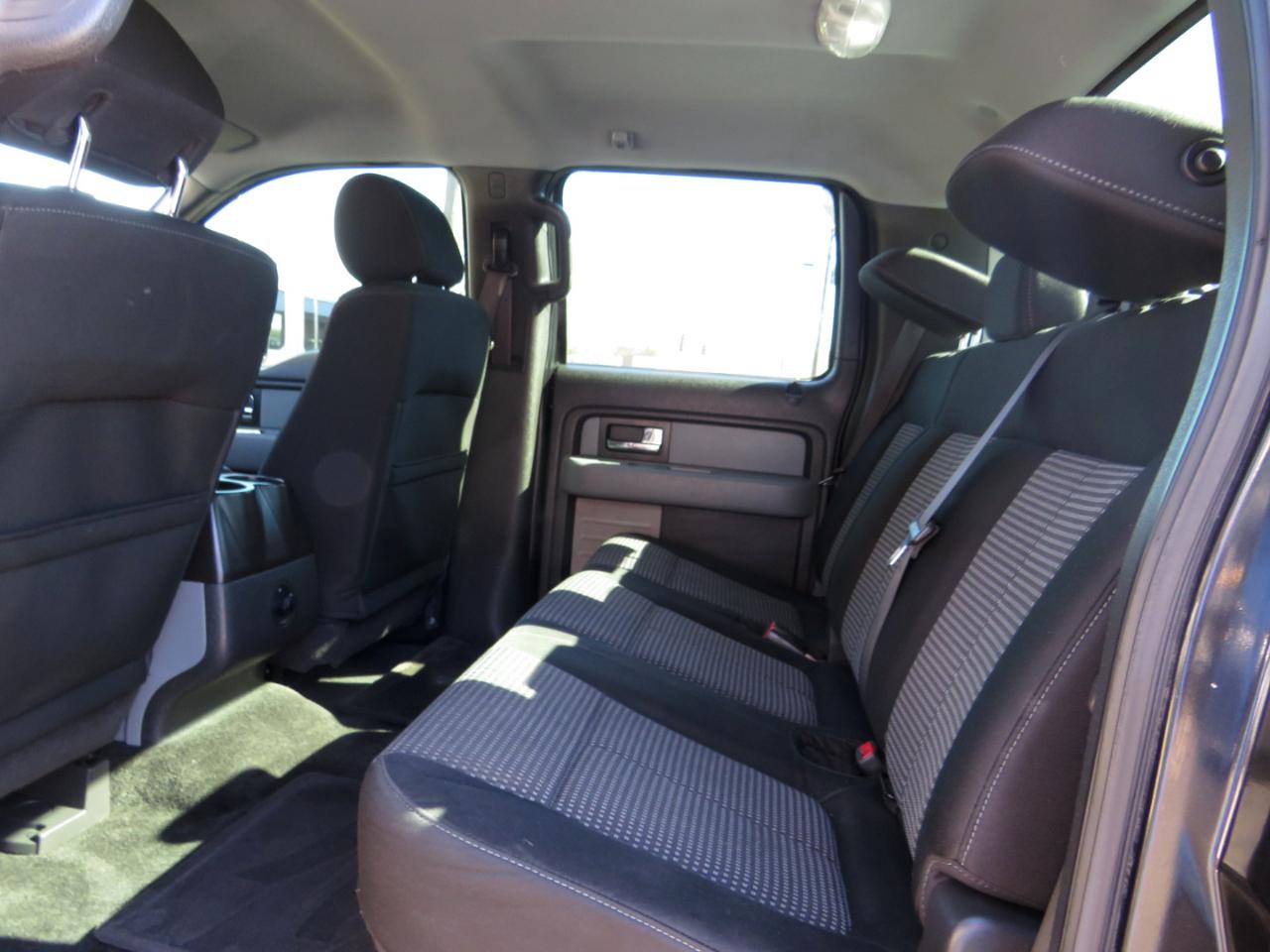 Ford F-150 4WD SuperCrew 145" Platinum 2014