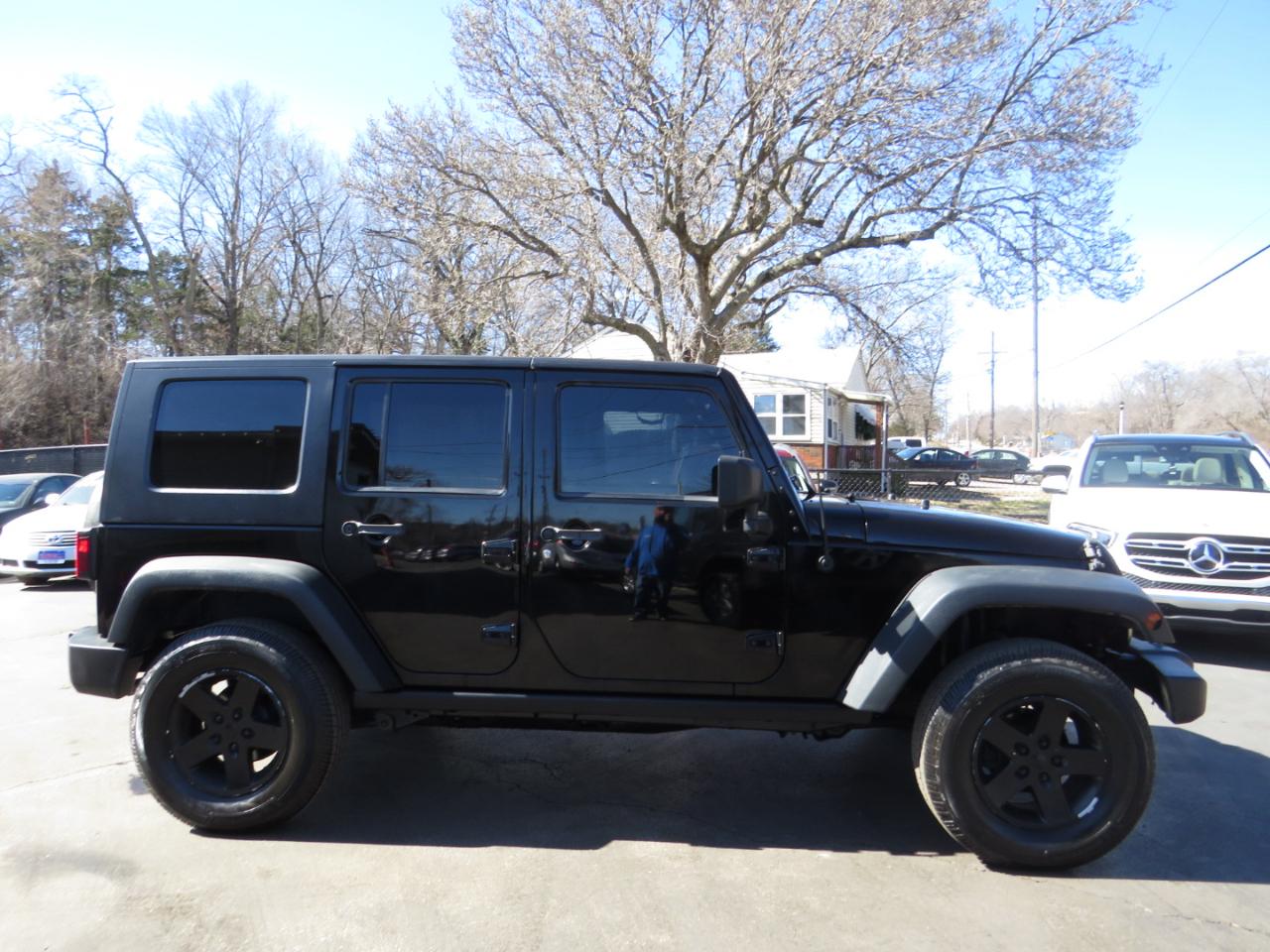 Jeep Wrangler Unlimited 4WD 4dr X 2009