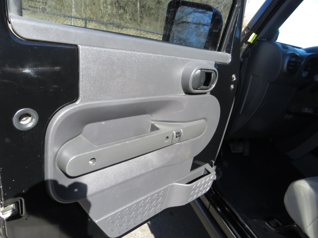 Jeep Wrangler Unlimited 4WD 4dr X 2009