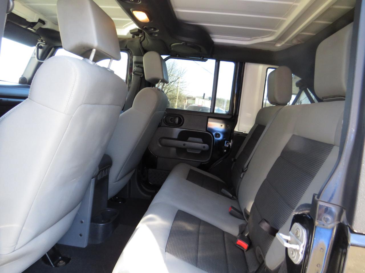 Jeep Wrangler Unlimited 4WD 4dr X 2009