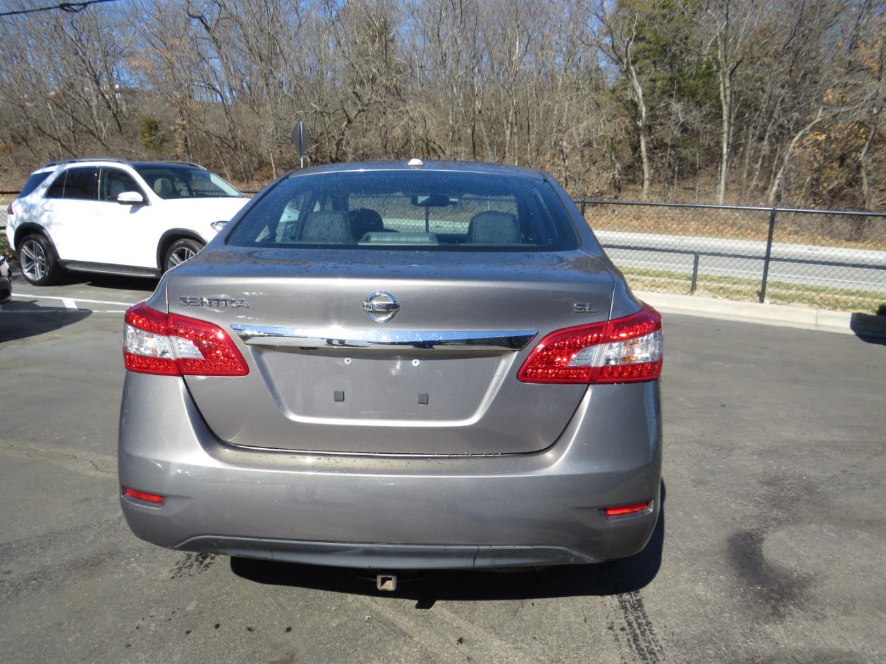 Nissan Sentra 4dr Sdn I4 CVT SL 2015