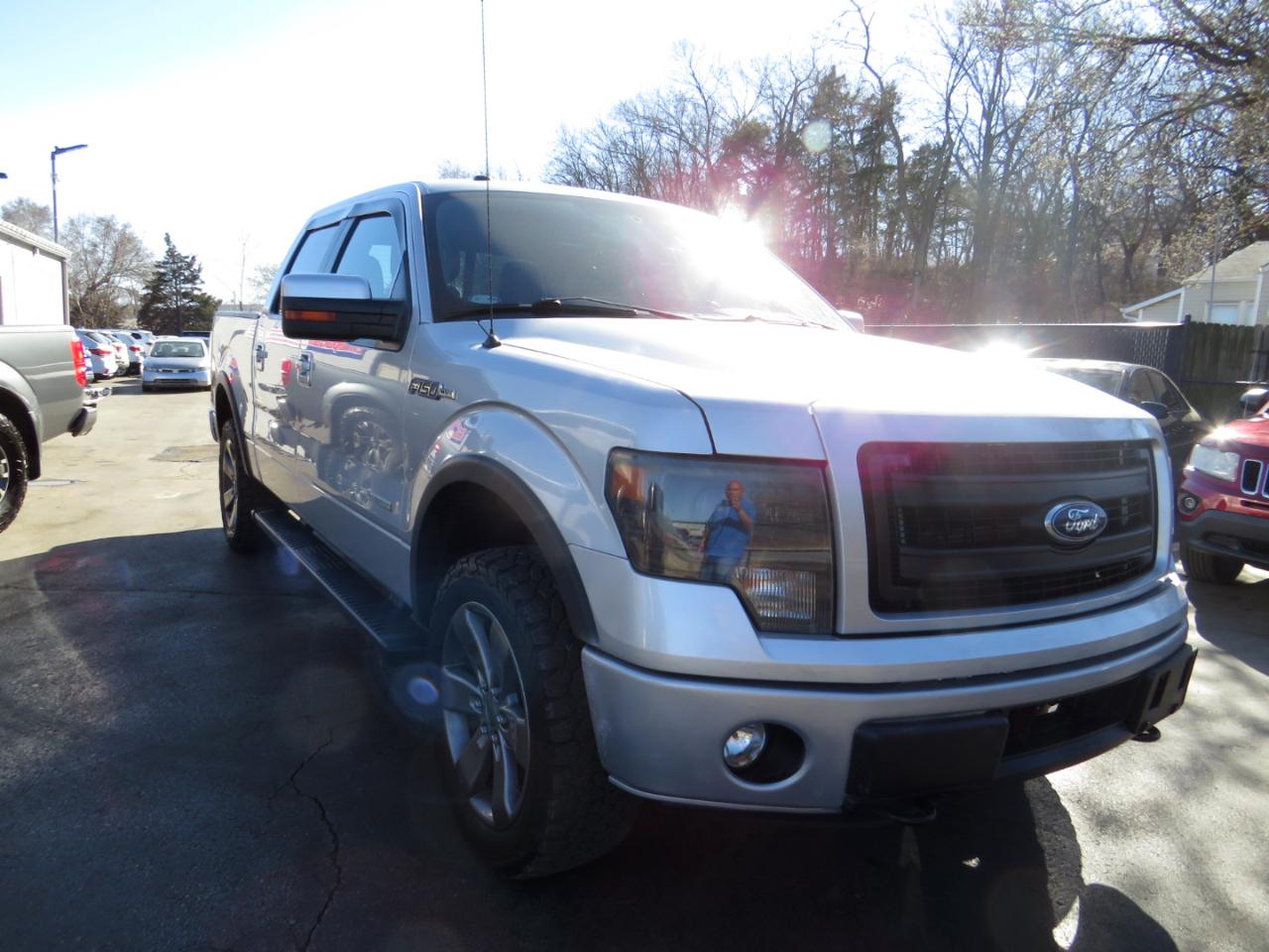 Ford F-150 4WD SuperCrew 145" King Ranch 2014
