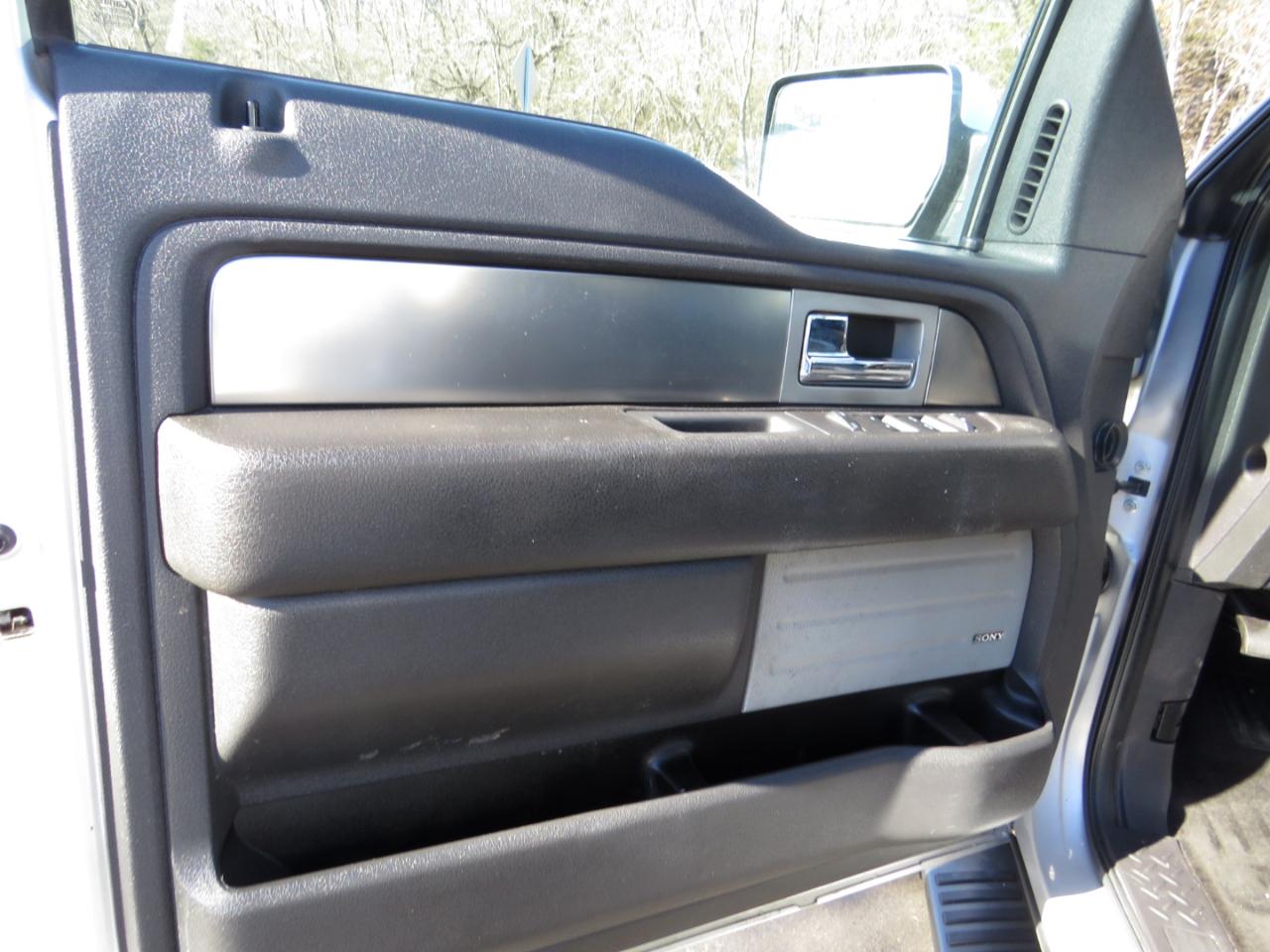 Ford F-150 4WD SuperCrew 145" King Ranch 2014